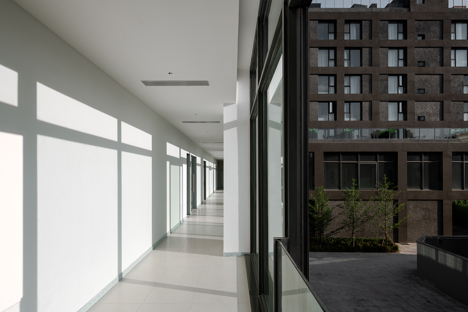 建筑改造,外立面设计,酒店式公寓设计,公寓设计,酒店改造,酒店装修,北京,胡同大楼改造更新,AIM恺慕建筑设计