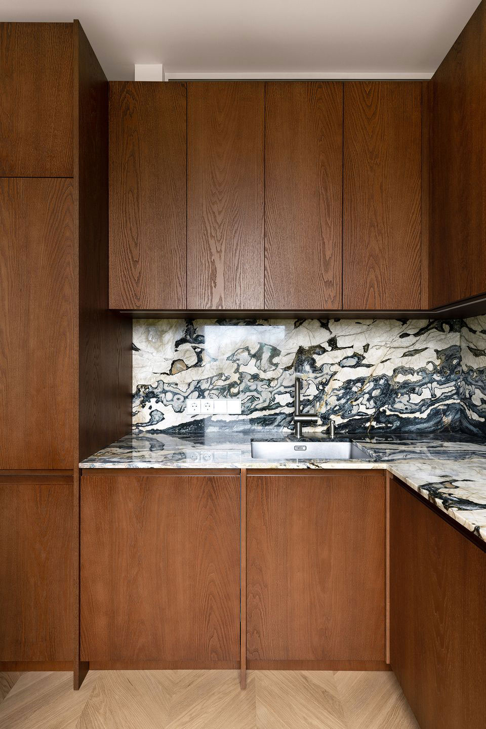 AKZ Architectura,公寓设计案例,公寓设计方案,小户型设计,基辅,公寓设计,原木色,65㎡