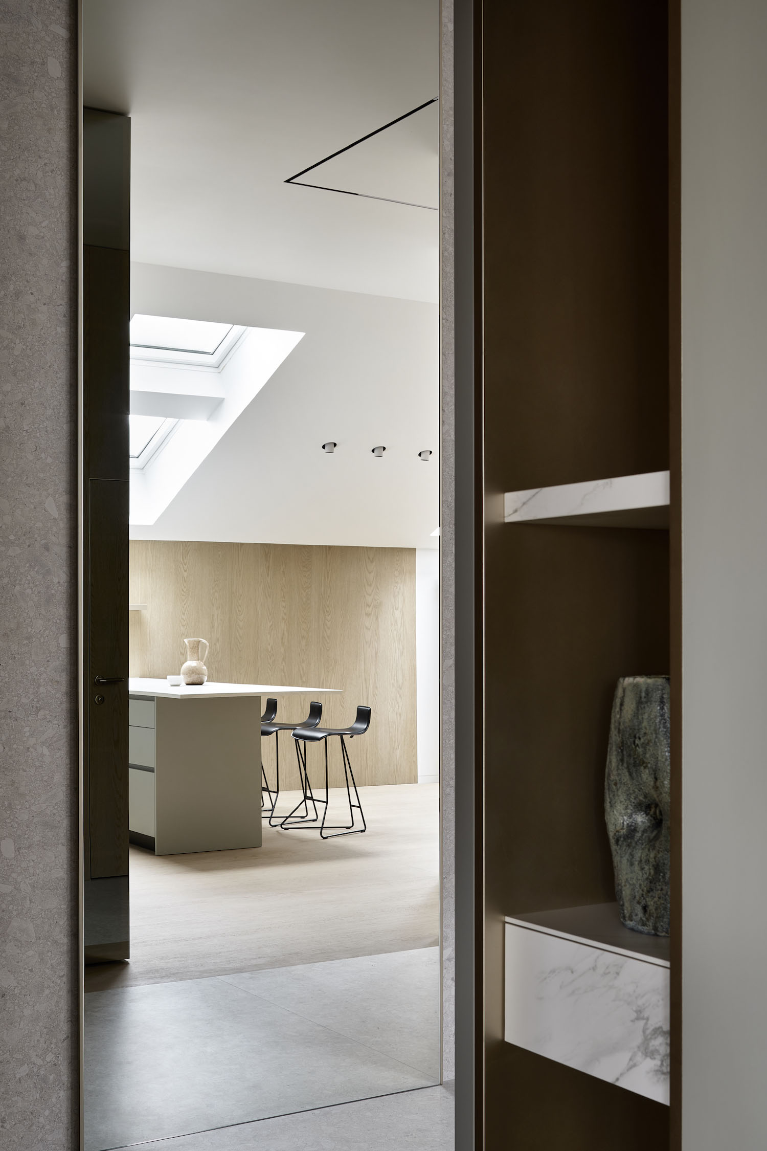 Famenka Design,260㎡,白俄罗斯,阁楼装修,极简主义,阁楼设计案例,阁楼公寓,顶层公寓