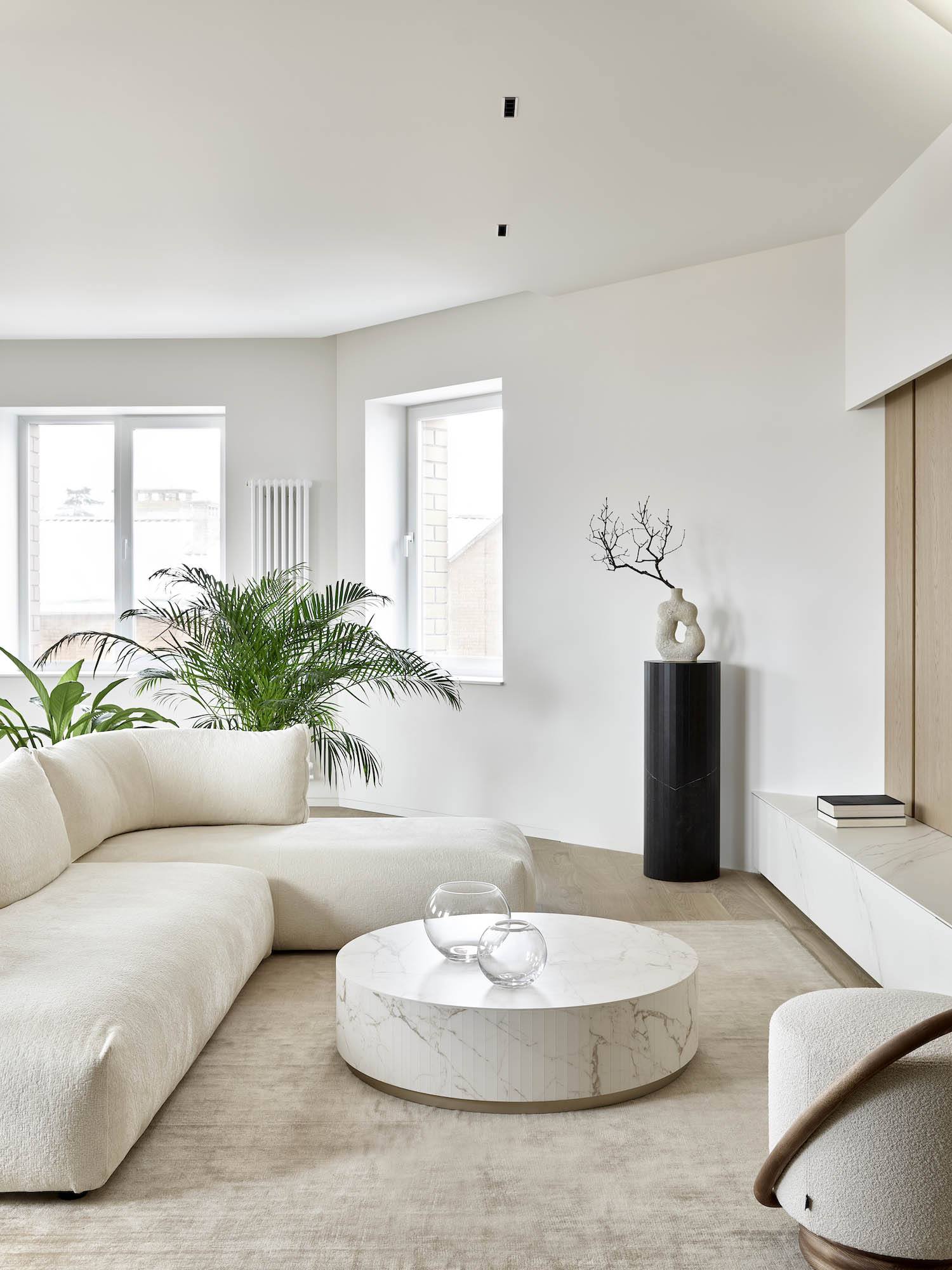 Famenka Design,260㎡,白俄罗斯,阁楼装修,极简主义,阁楼设计案例,阁楼公寓,顶层公寓