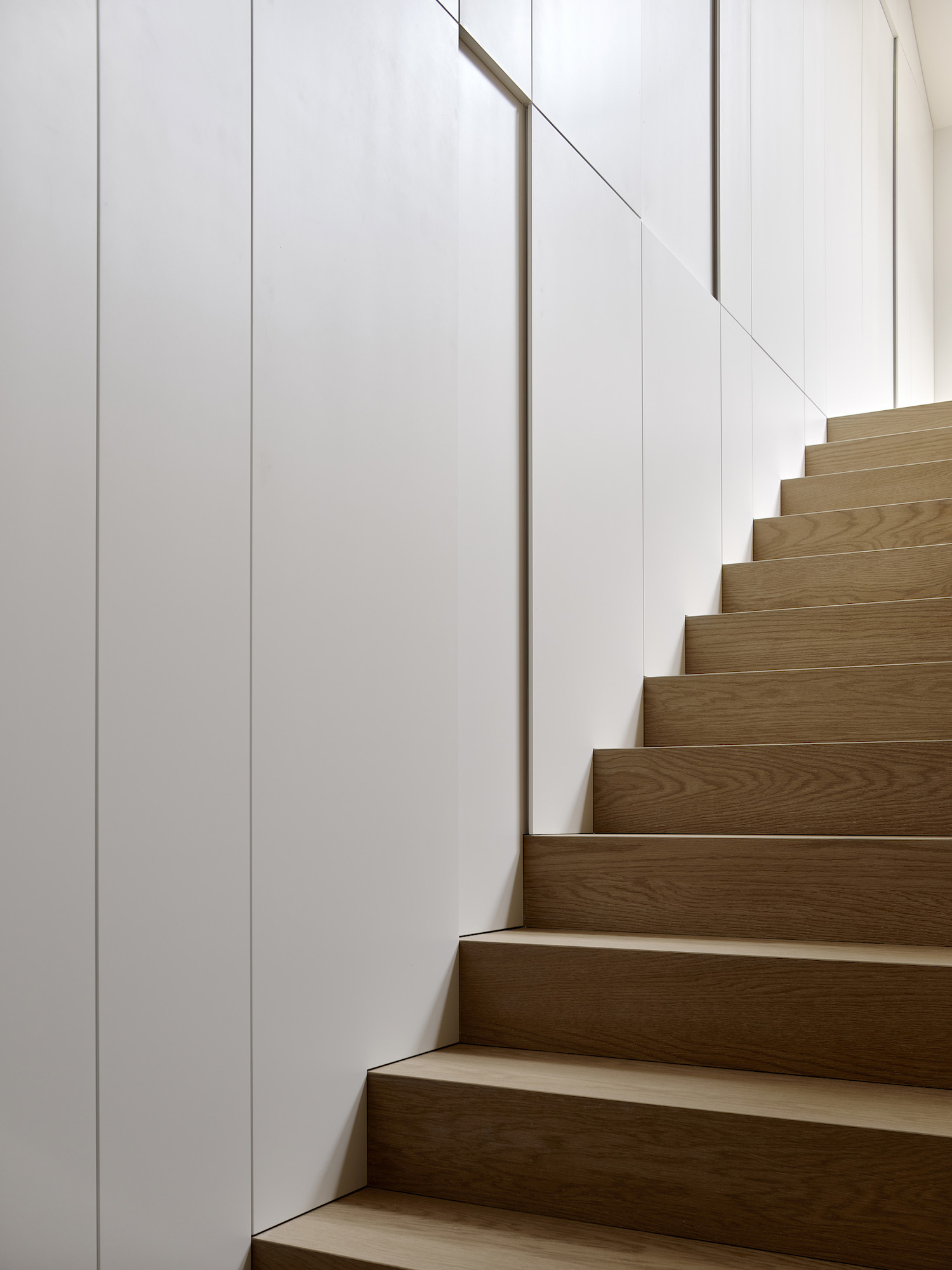 Famenka Design,260㎡,白俄罗斯,阁楼装修,极简主义,阁楼设计案例,阁楼公寓,顶层公寓