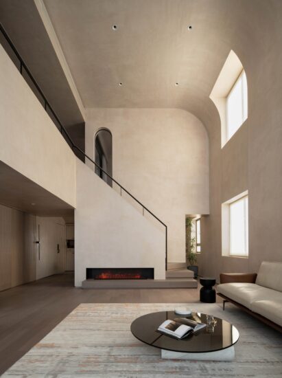 方居建筑设计 | 265㎡，上海外滩顶层复式私宅改造