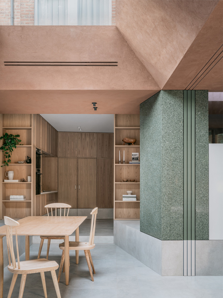 ConForm Architects,别墅设计,97㎡,英国,伦敦,别墅设计案例,别墅设计方案,庭院改造,水磨石