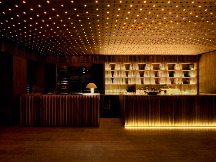 Dion Hall | 墨尔本黑胶唱片音乐酒吧