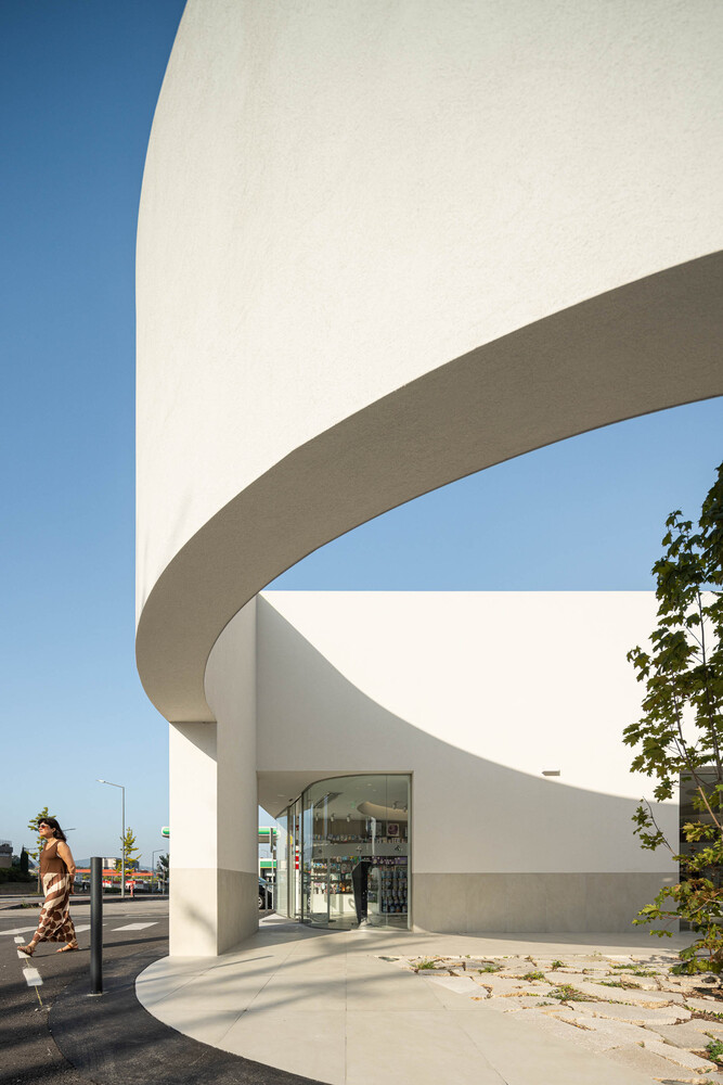 Tsou Arquitectos,278㎡,社区药店,创意药店,葡萄牙,药店设计