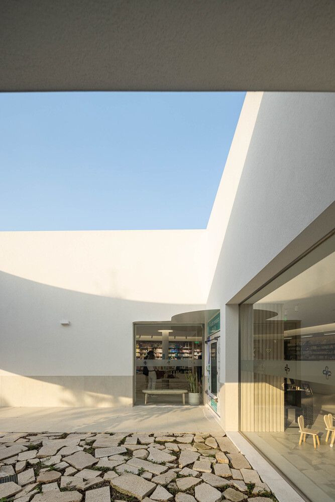 Tsou Arquitectos,278㎡,社区药店,创意药店,葡萄牙,药店设计