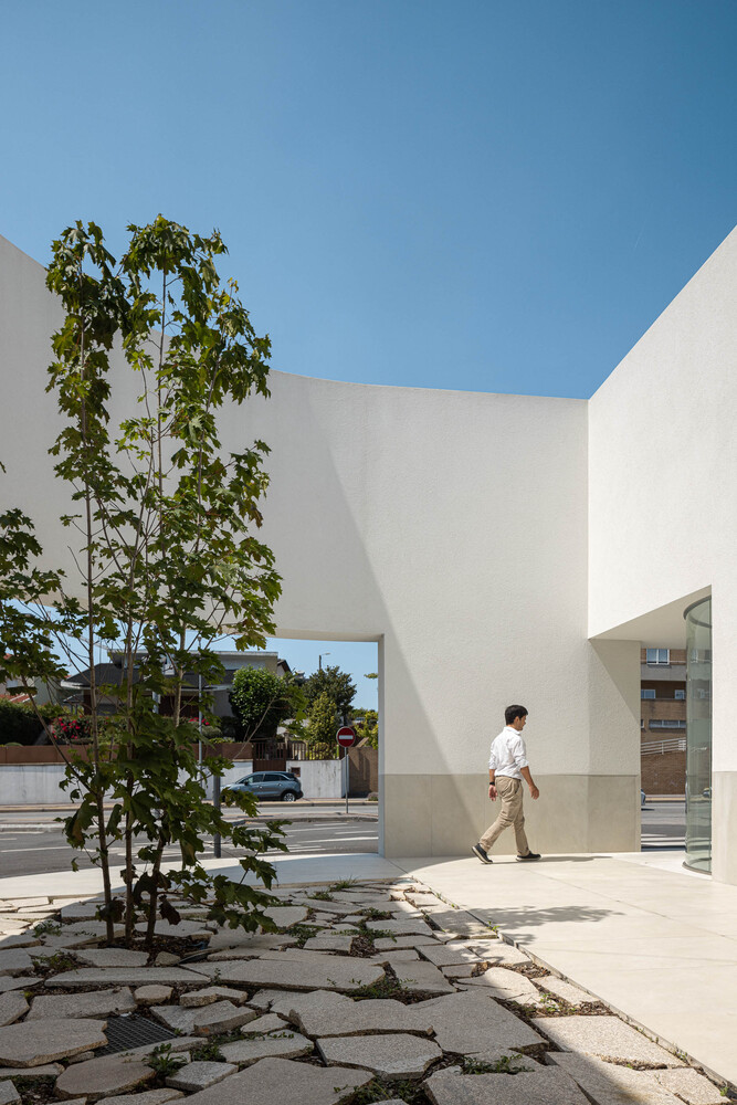 Tsou Arquitectos,278㎡,社区药店,创意药店,葡萄牙,药店设计