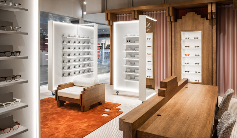 Bogdan Ciocodeica Studio | 70㎡，罗马尼亚布加勒斯特Lunet眼镜精品店