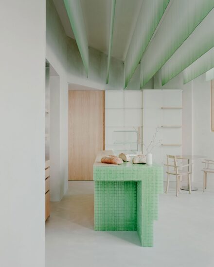 Studio Wok | 70㎡，米兰PAN日本面包店+小酒馆