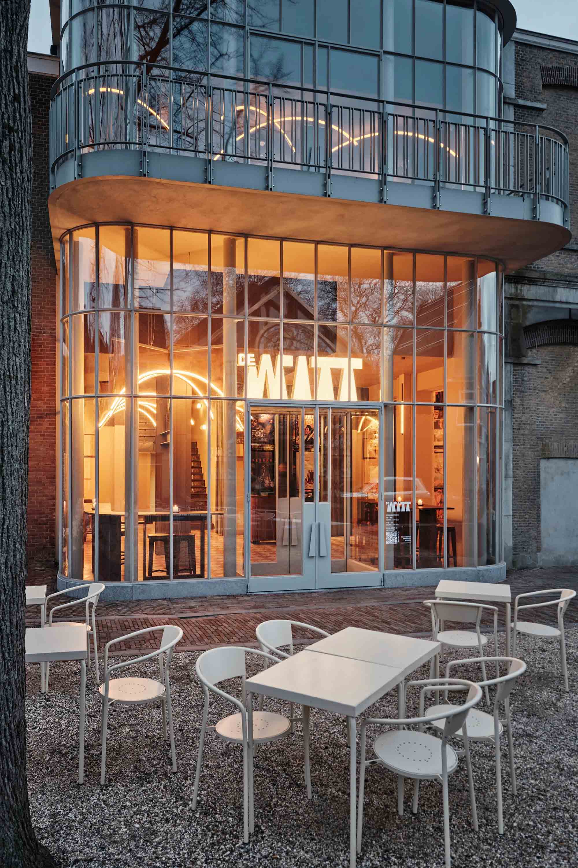 咖啡厅设计,咖啡店设计,Studio Modijefsky,酒吧设计,电影院餐厅,电影院酒吧,De Witt,荷兰,餐厅改造