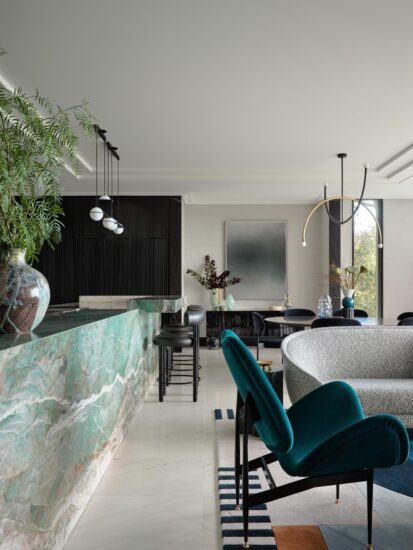 Greg Natale |  悉尼材质丰富的多色彩海景别墅-Mosman II