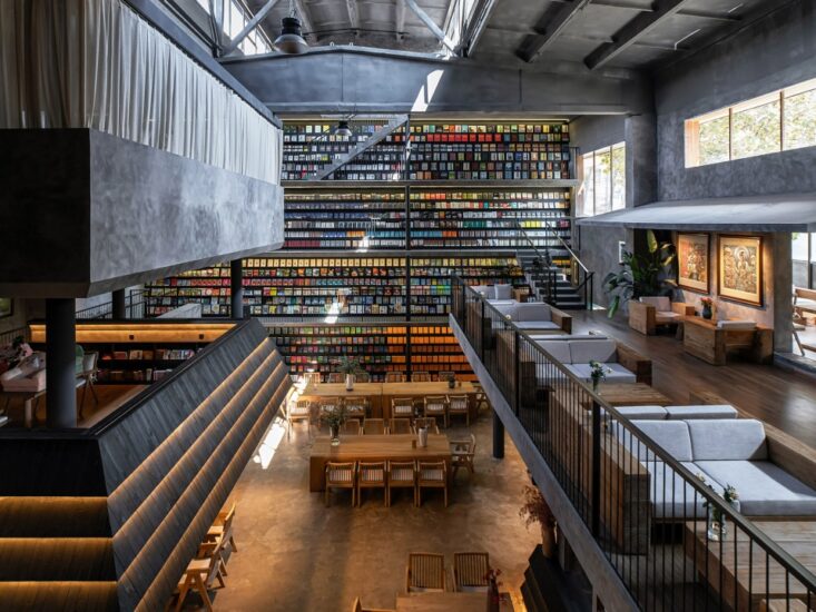 素造建筑｜昆明接梯空间：旧厂房，新书咖