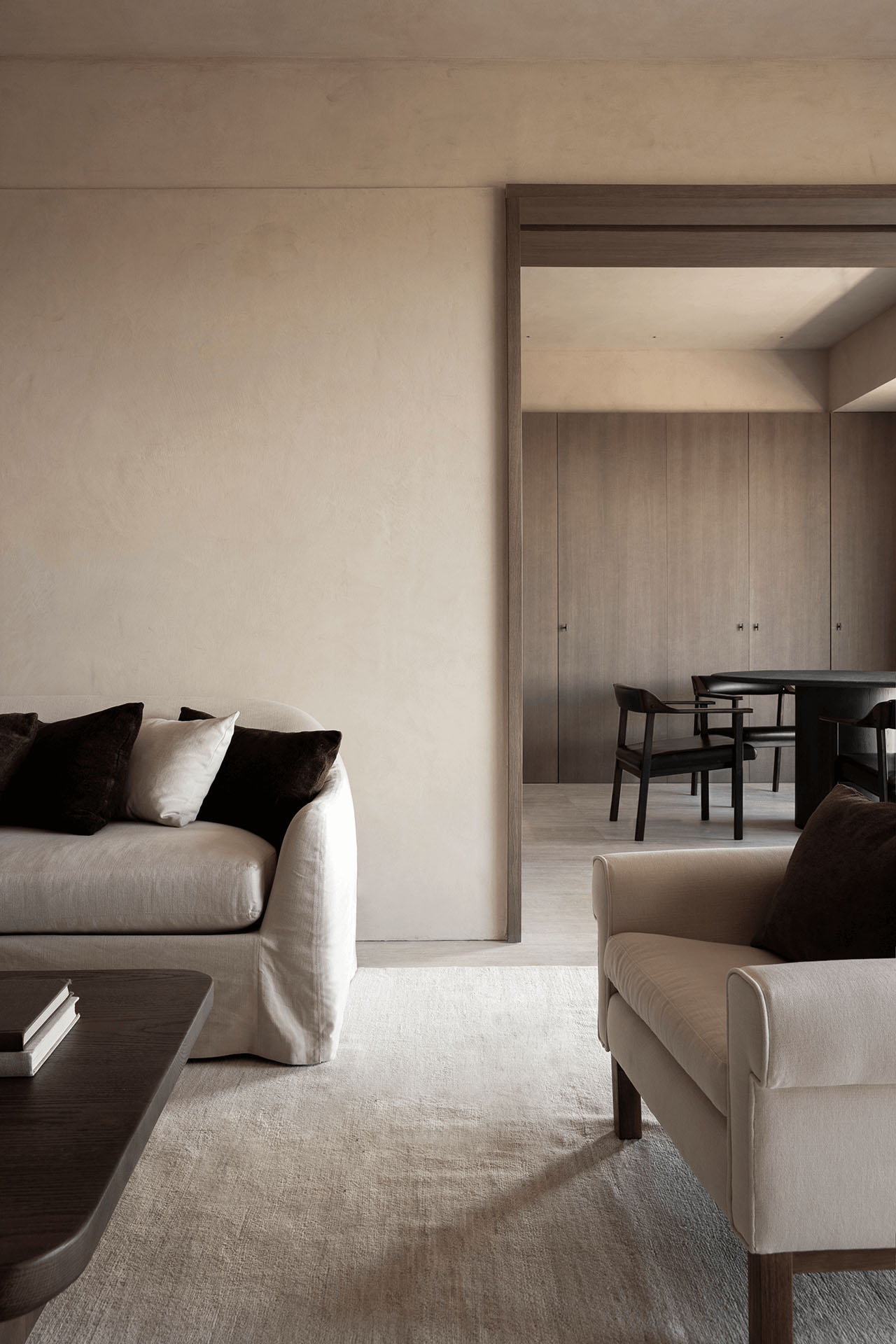 OOAA Architecture,住宅设计,住宅设计案例,大平层设计方案,西班牙,马德里,极简风格,侘寂,极简主义,Wabi-sabi
