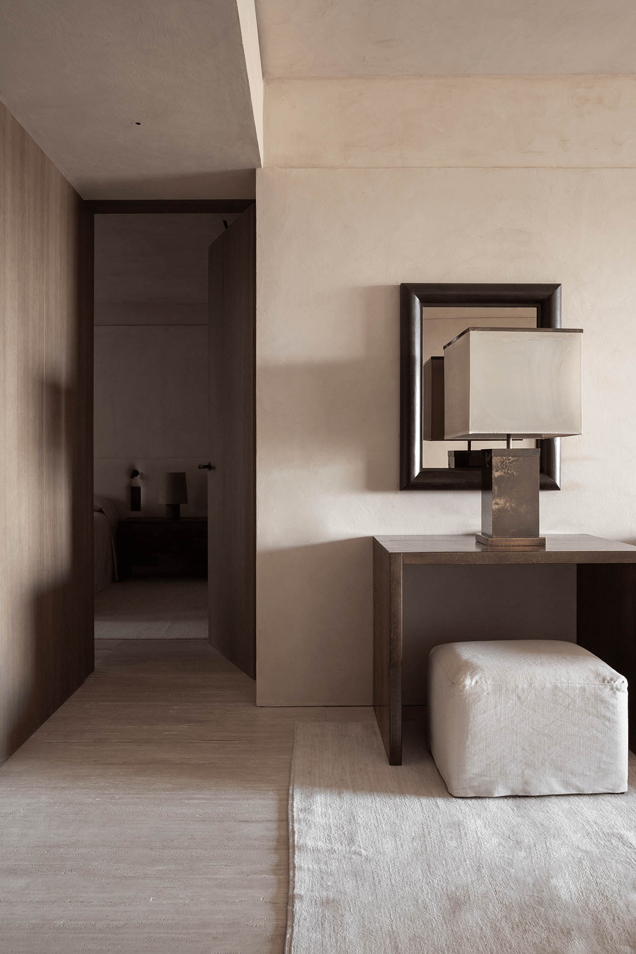 OOAA Architecture,住宅设计,住宅设计案例,大平层设计方案,西班牙,马德里,极简风格,侘寂,极简主义,Wabi-sabi