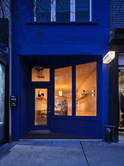 Architecture Riot | 加拿大多伦多Buno Coffee超小极简咖啡厅