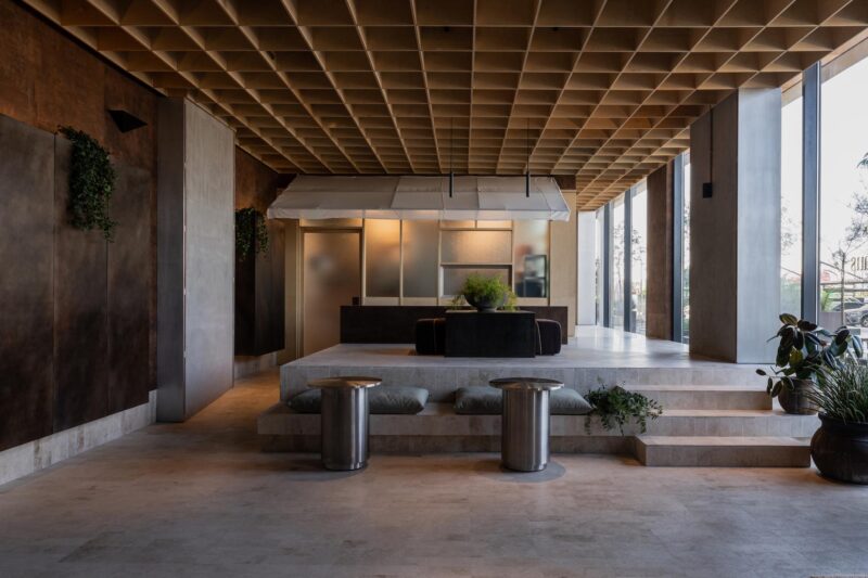 Shell+Core | 250㎡，阿联酋Ethr Clubhaus咖啡厅&面包店