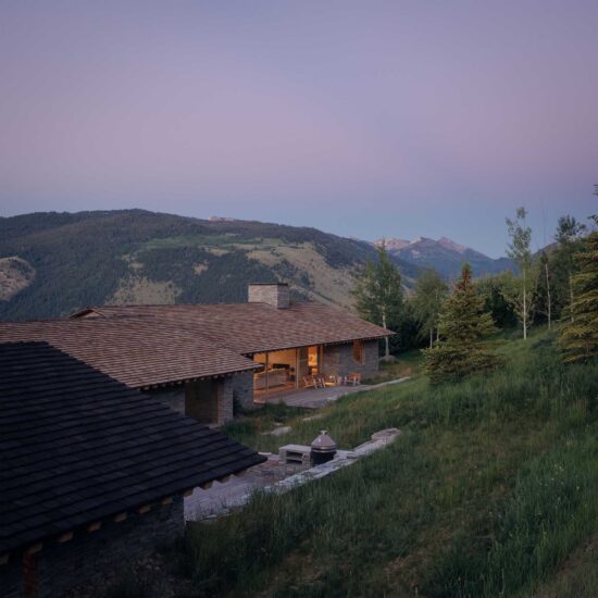 McLean Quinlan | 美国怀俄明州侘寂美学山景别墅