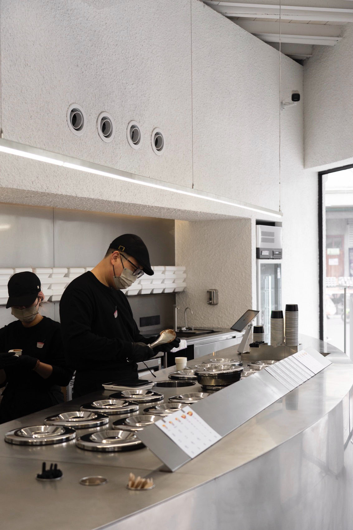 冷饮店设计,冰淇淋店设计,商店设计,街边冷饮店,冰淇淋店设计方案,冰淇淋店设计案例,冰麒麟广东汕头店,0321 Studio,广东汕头