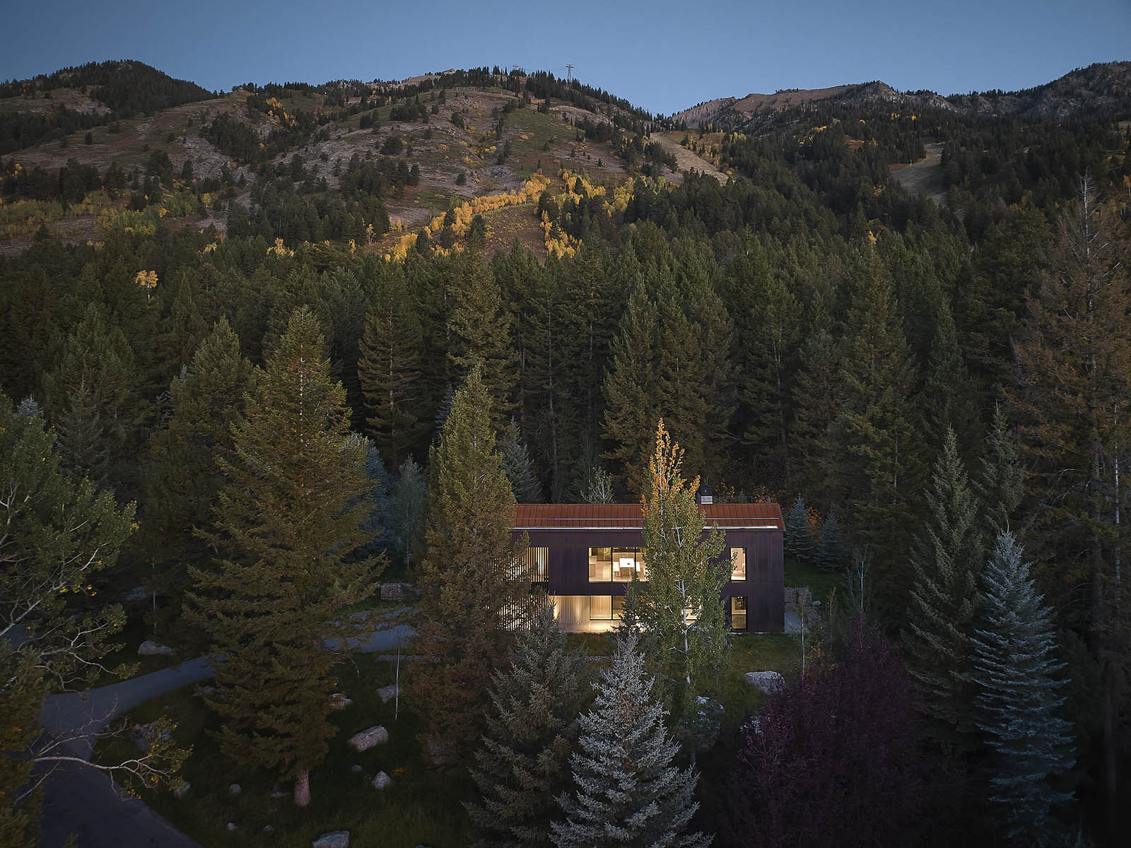 CLB Architects,别墅设计案例,别墅设计方案,度假别墅,山景别墅,景观别墅,原木色