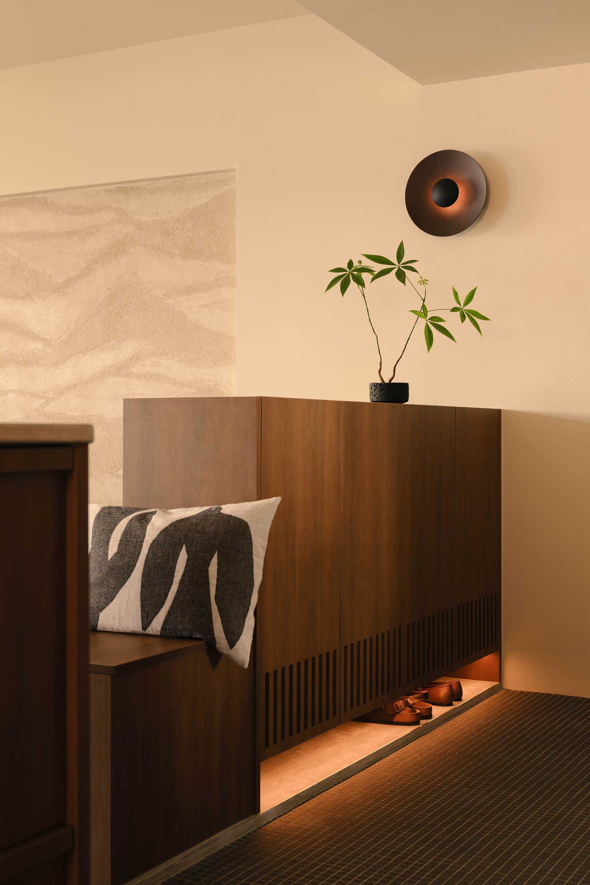 Authors,新加坡,公寓设计,公寓设计案例,公寓改造,中古风,新加坡组屋改造