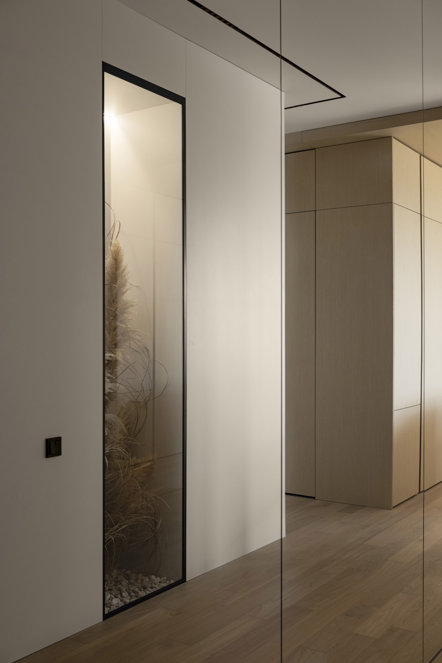 ZROBIM architects,公寓设计,公寓设计案例,家装设计,极简风格公寓设计,公寓设计方案,原木色,极简主义