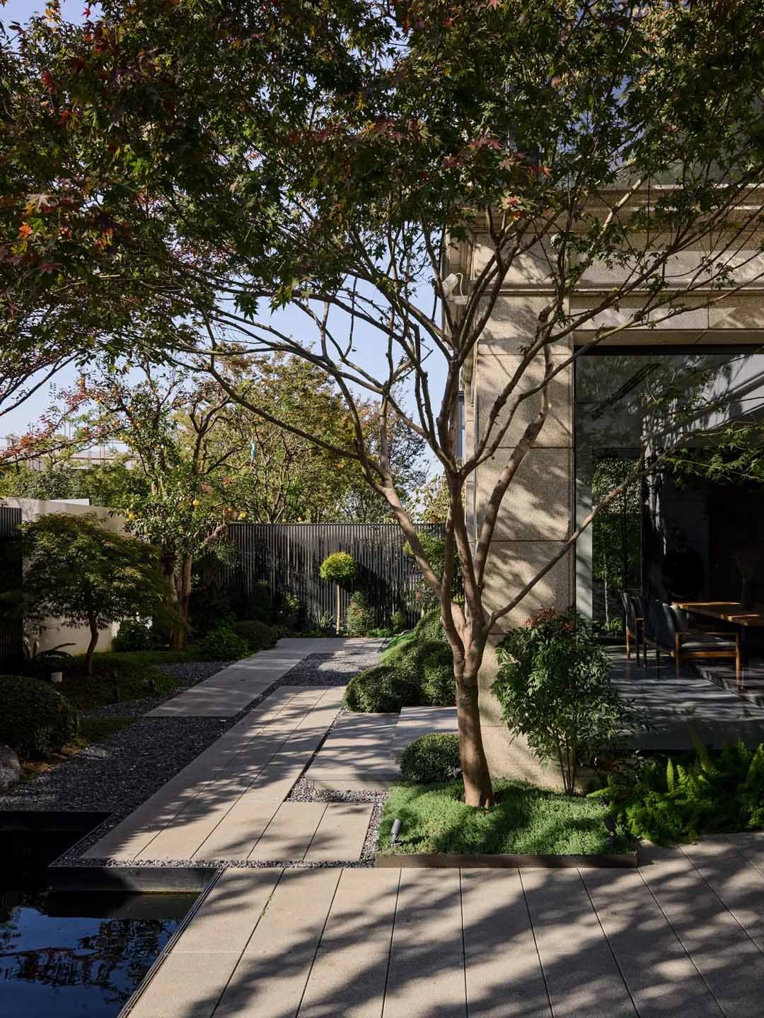 700㎡别墅设计,别墅设计案例,700㎡,庭院别墅设计,独栋别墅设计,现代风格别墅设计,别墅装修,自然风别墅,苏州绿地太湖城别墅,苏州,朱墨设计师