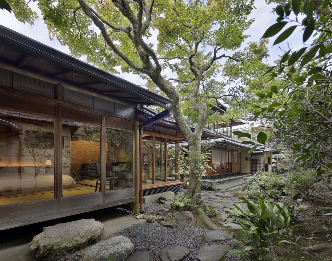 Moriyoshi Naotake Atelier,度假酒店设计,酒店设计案例,酒店设计方案,日本,京都VMG日式别墅酒店,日式酒店,日式别墅酒店,京都VMG别墅酒店