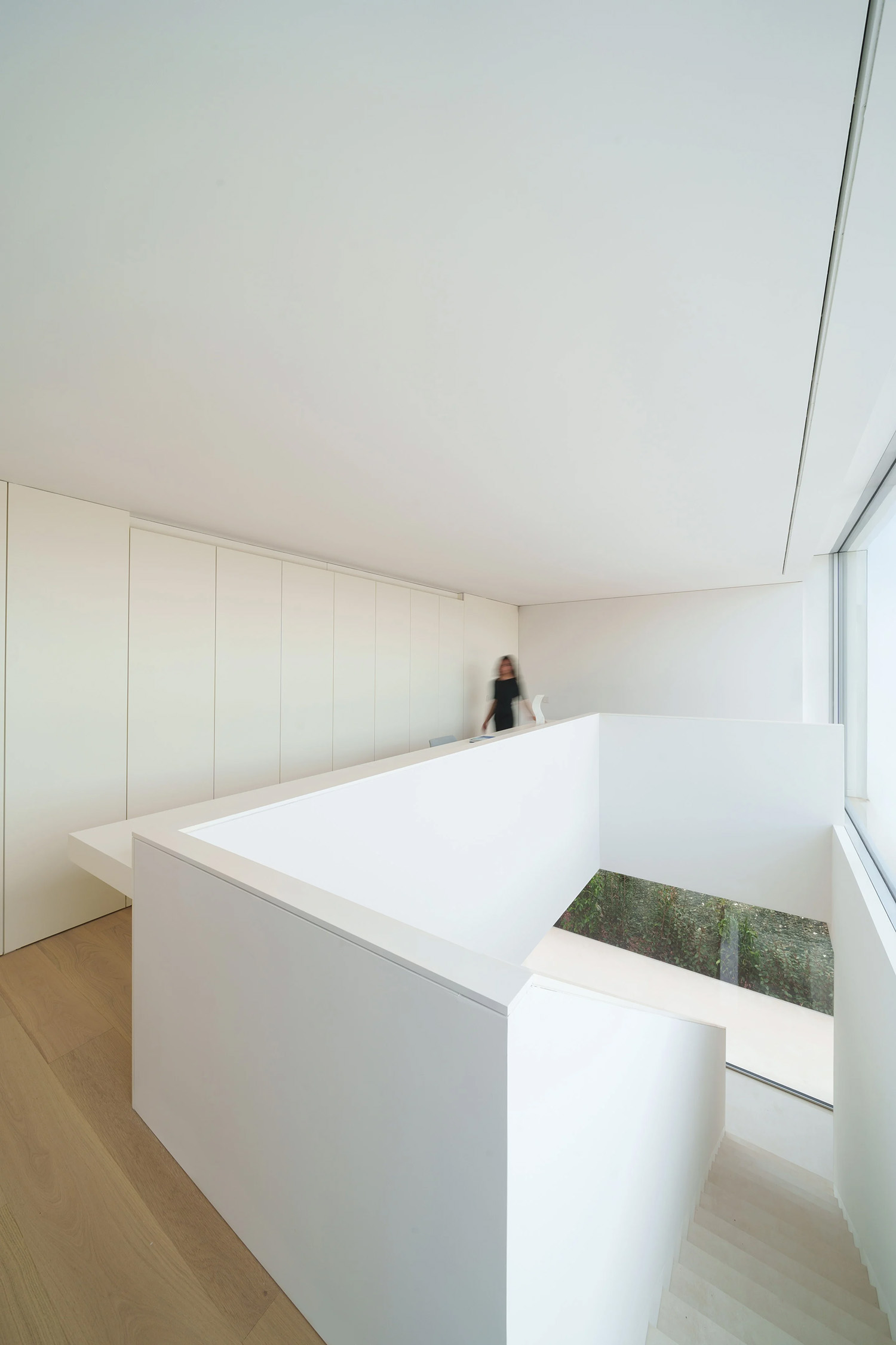 别墅设计,Fran Silvestre Arquitectos,西班牙,别墅设计案例,别墅设计方案,极简主义,极简风格,度假别墅