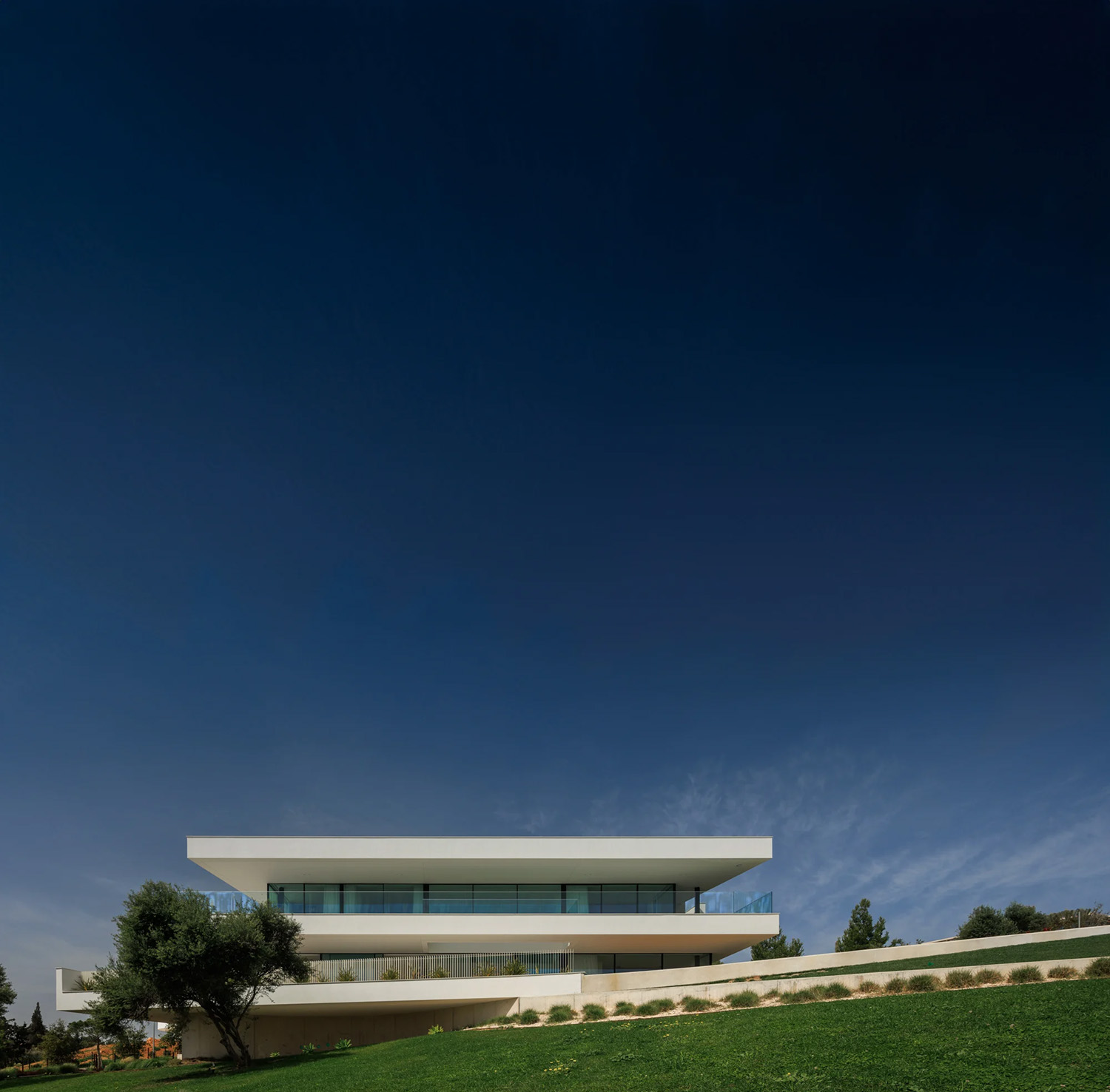 别墅设计,别墅设计案例,别墅设计方案,Mario Martins Atelier,海景别墅,葡萄牙,极简主义,极简风格