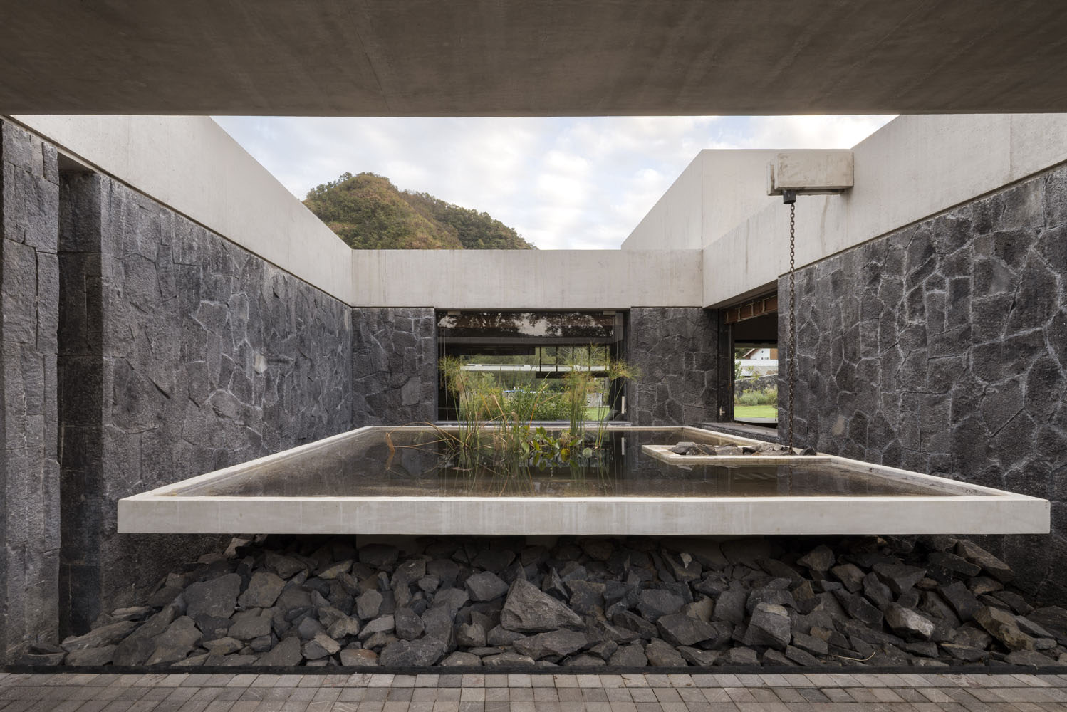 别墅设计,极简主义别墅,极简风格别墅,别墅设计案例,别墅设计方案,Oioioi,平层别墅,极简风格,墨西哥