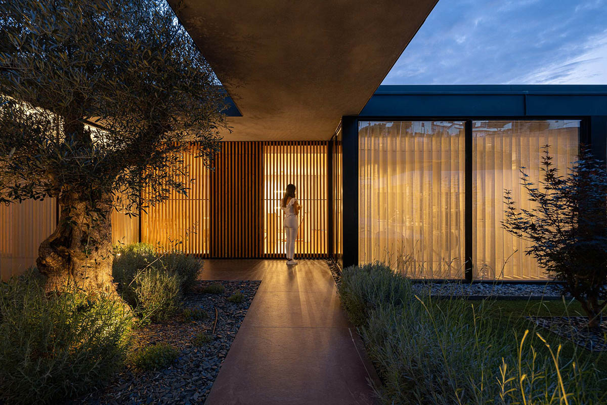 Ricardo Azevedo Arquitecto,住宅设计案例,别墅设计方案,别墅设计,山景别墅,葡萄牙