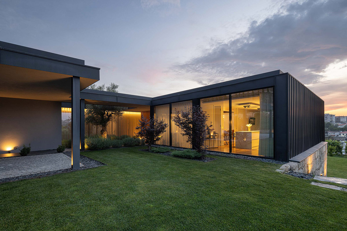 Ricardo Azevedo Arquitecto,住宅设计案例,别墅设计方案,别墅设计,山景别墅,葡萄牙