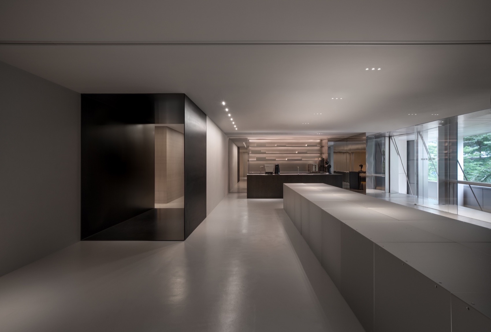 咖啡店设计,商务大厦咖啡店,精品咖啡店设计,咖啡沙龙活动空间,咖啡店设计案例,咖啡店设计方案,深圳LAKE RIPPLE 咖啡及艺术空间,深圳,Atelier 2M2