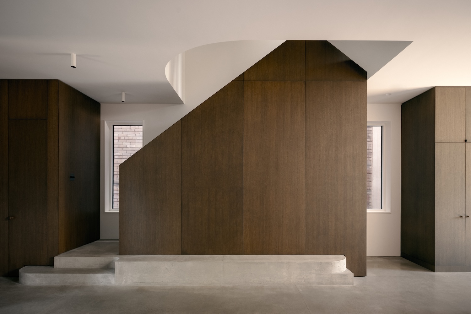 Studio VAARO,别墅设计,别墅设计案例,别墅装修,极简风格别墅设计,加拿大,多伦多,原木色