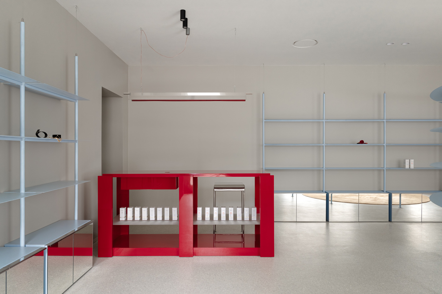 Nastia Mirzoyan,零售店设计,Njoy Shop,零售店设计案例,零售店设计方案,基辅,极简主义,极简风格