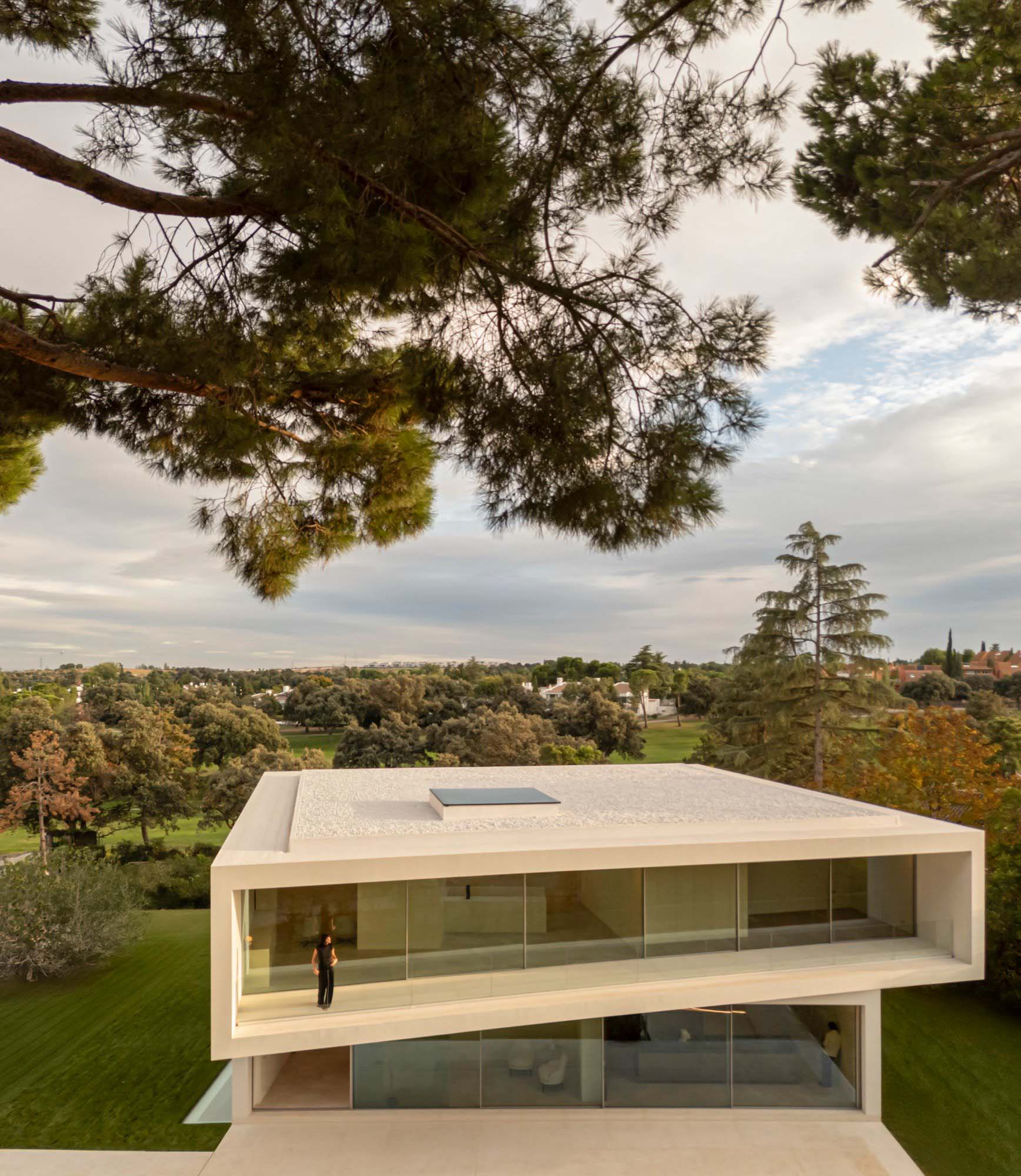 Fran Silvestre Arquitectos,别墅设计,别墅设计案例,别墅装修,极简风格别墅设计,西班牙,马德里,极简主义