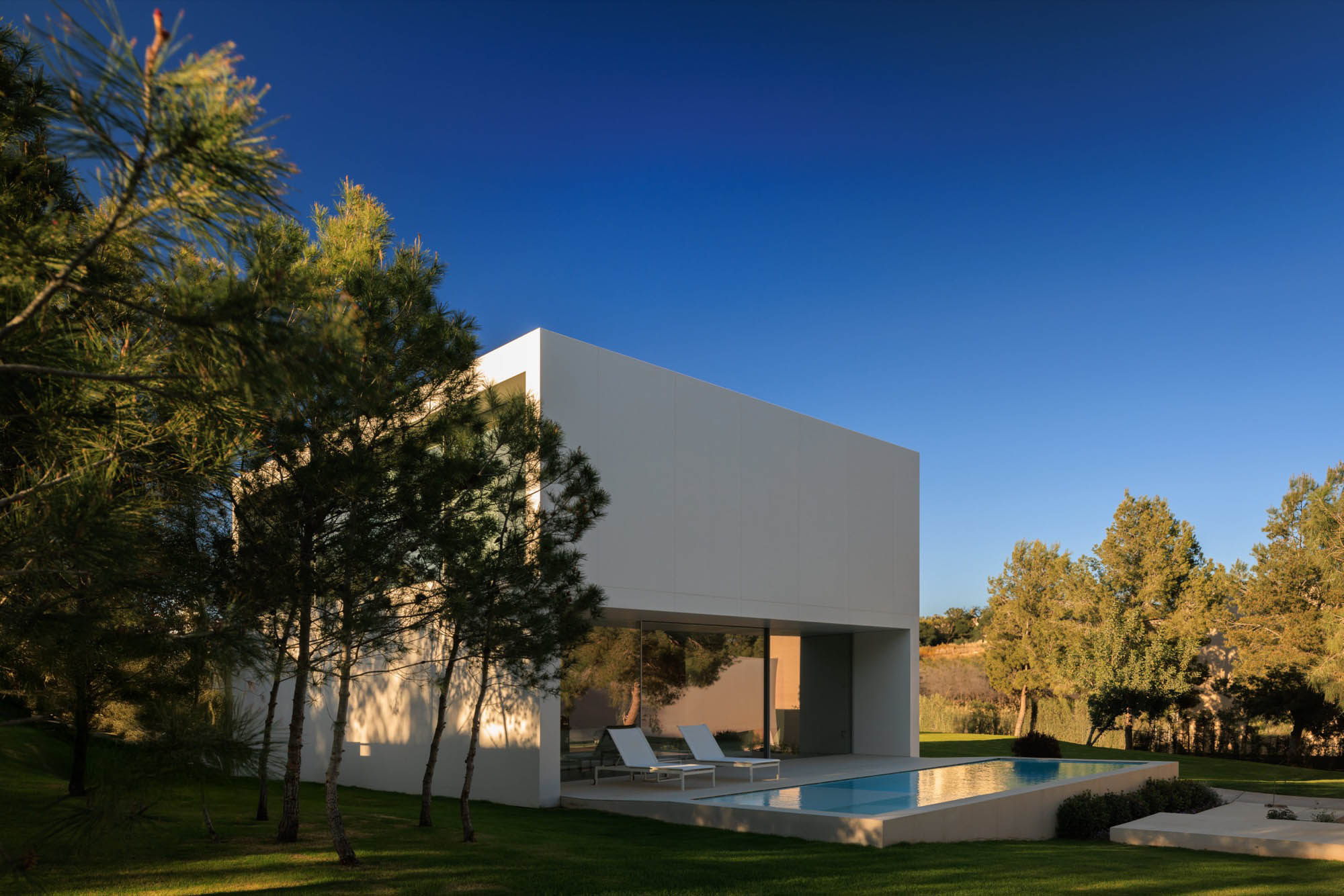 Fran Silvestre Arquitectos,别墅设计,别墅设计案例,西班牙,瓦伦西亚,极简主义别墅,极简主义,原木色