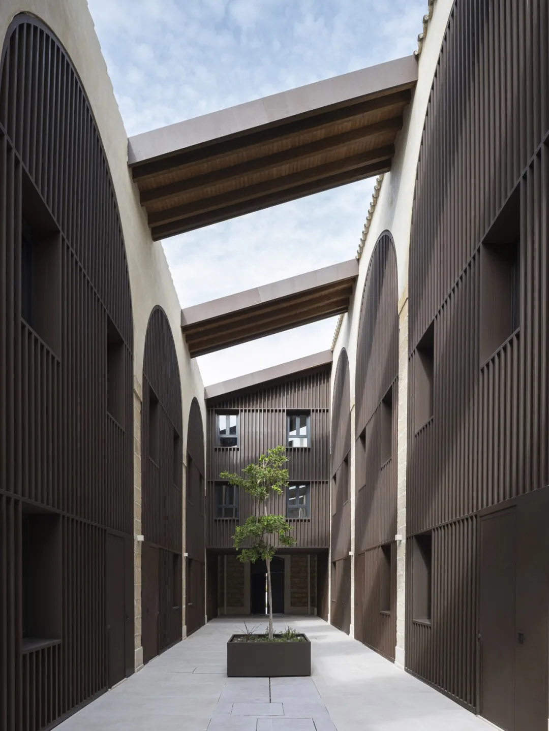 Juan Vega Arquitectos,住宅设计,住宅设计案例,西班牙,住宅改造,建筑改造