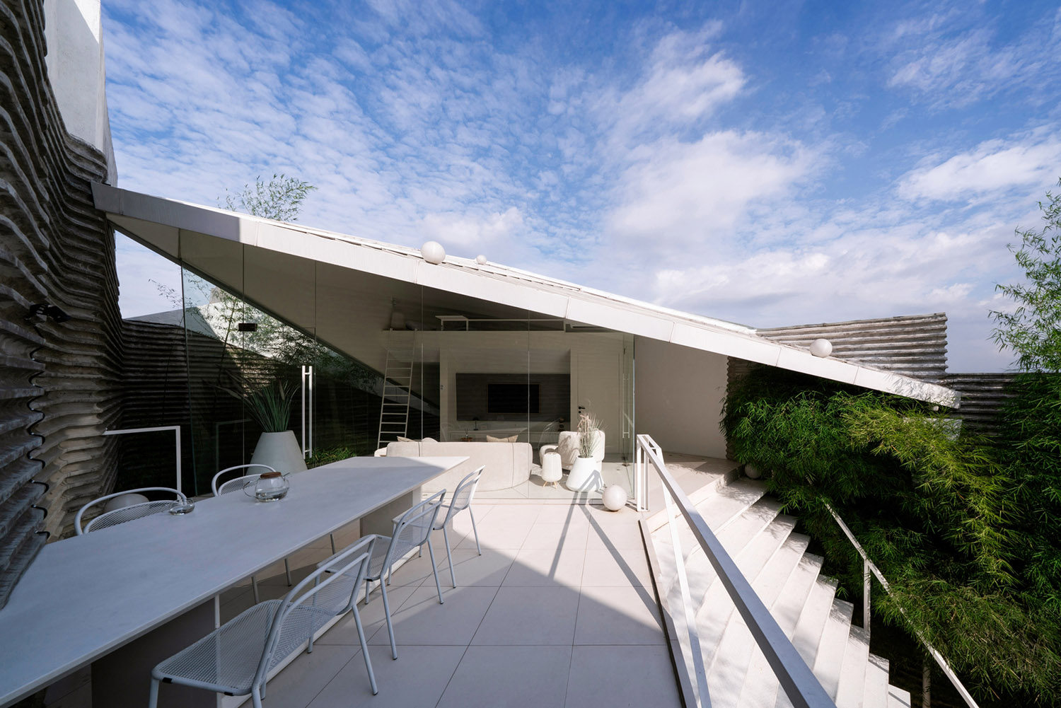 Research Artistic Design,architecture,别墅设计,别墅设计案例,印度尼西亚,开放式别墅,极简主义,万隆