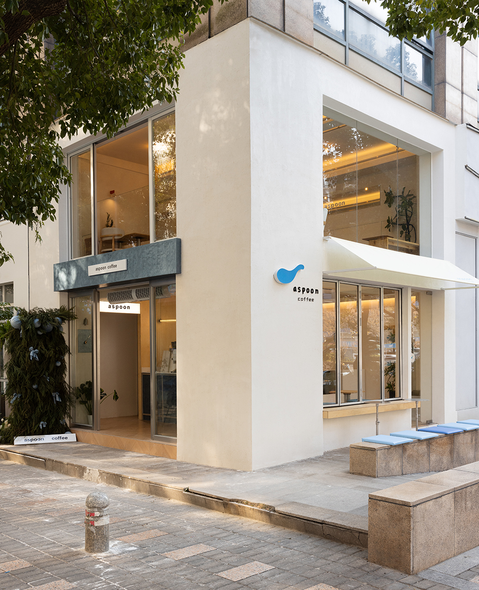 咖啡店设计,街边咖啡店设计,小咖啡店设计,咖啡店装修,开放式咖啡店,咖啡店设计案例,咖啡店设计方案,浙江台州一勺咖啡,浙江台州,植入设计