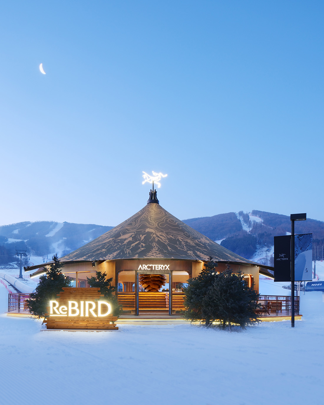 服装店设计,零售店设计,户外服装零售店,服装店设计案例,服装店设计方案,创意零售店设计,主题零售店设计,ARC'TERYX始祖鸟,始祖鸟RSC吉林松花湖登滑体验中心,吉林松花湖,STILL YOUNG