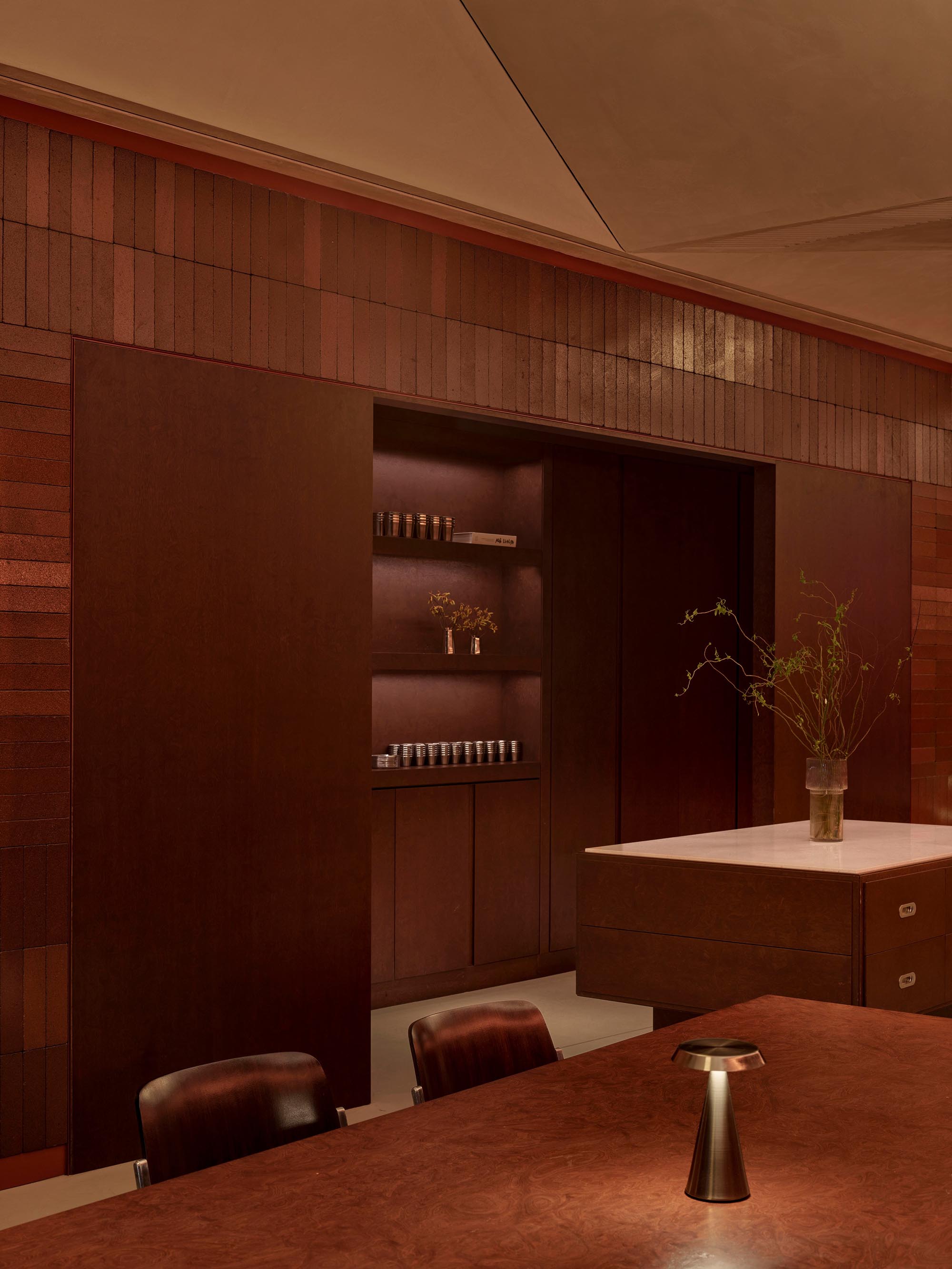 餐厅设计,餐酒吧设计,休闲餐厅设计,Urbanjobs Istanbul,酒吧设计,酒吧设计案例,酒馆设计,土耳其,伊斯坦布尔,休闲酒吧餐厅