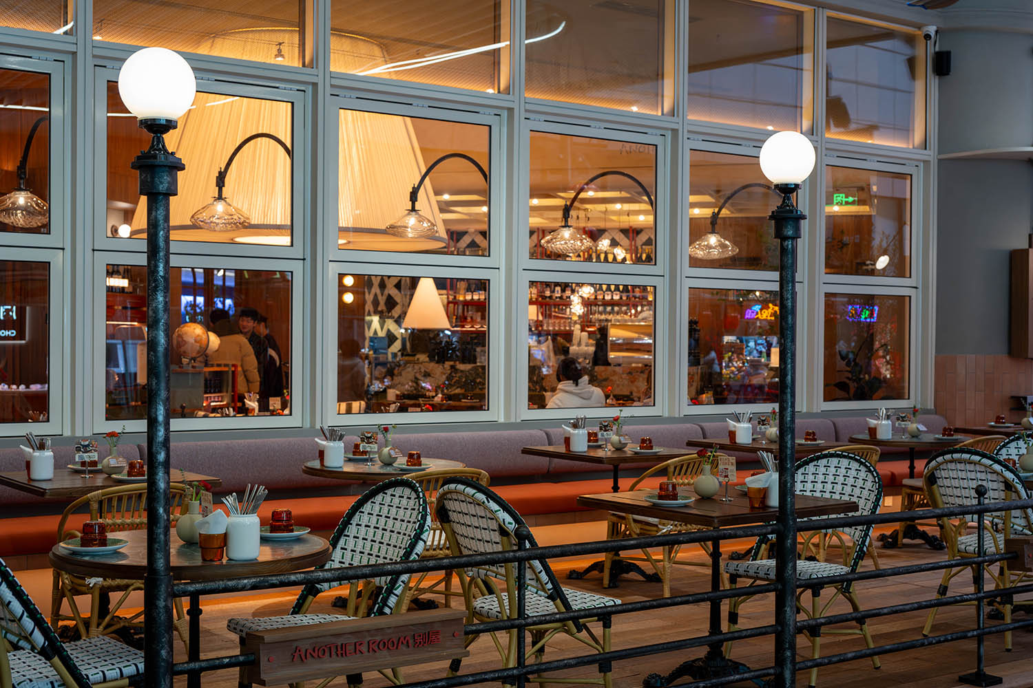 餐厅设计,休闲餐厅设计,西餐厅设计,餐厅装修,餐厅设计案例,餐厅设计方案,武汉ANOTHER ROOM别屋·亚洋食,武汉,山野设计