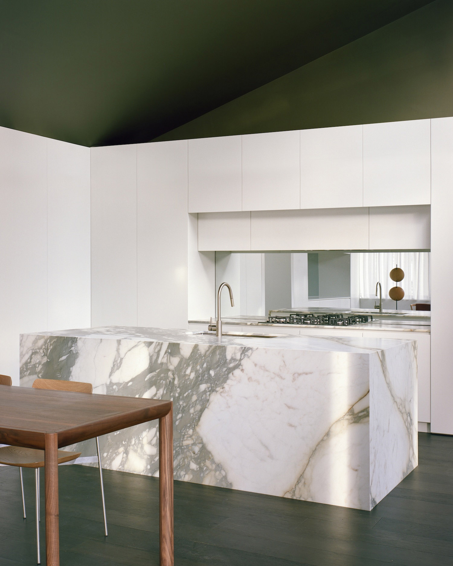 Lachlan Seegers Architect,别墅设计,别墅设计案例,澳大利亚,悉尼,极简主义别墅,极简主义,海滨别墅