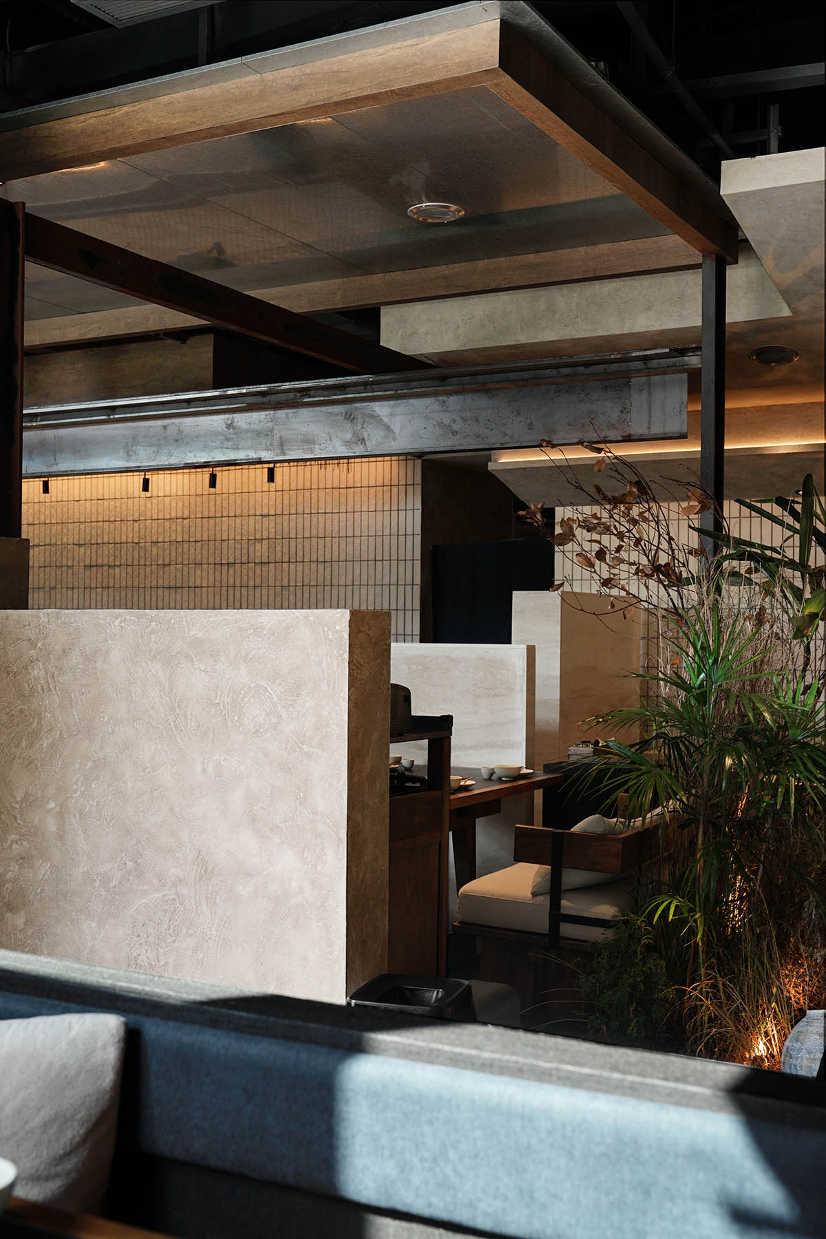 餐厅设计,休闲餐厅设计,火锅店设计,餐厅装修,火锅店设计案例,火锅店设计方案,武汉蓝果子LANGUOZI火锅,武汉,山野设计