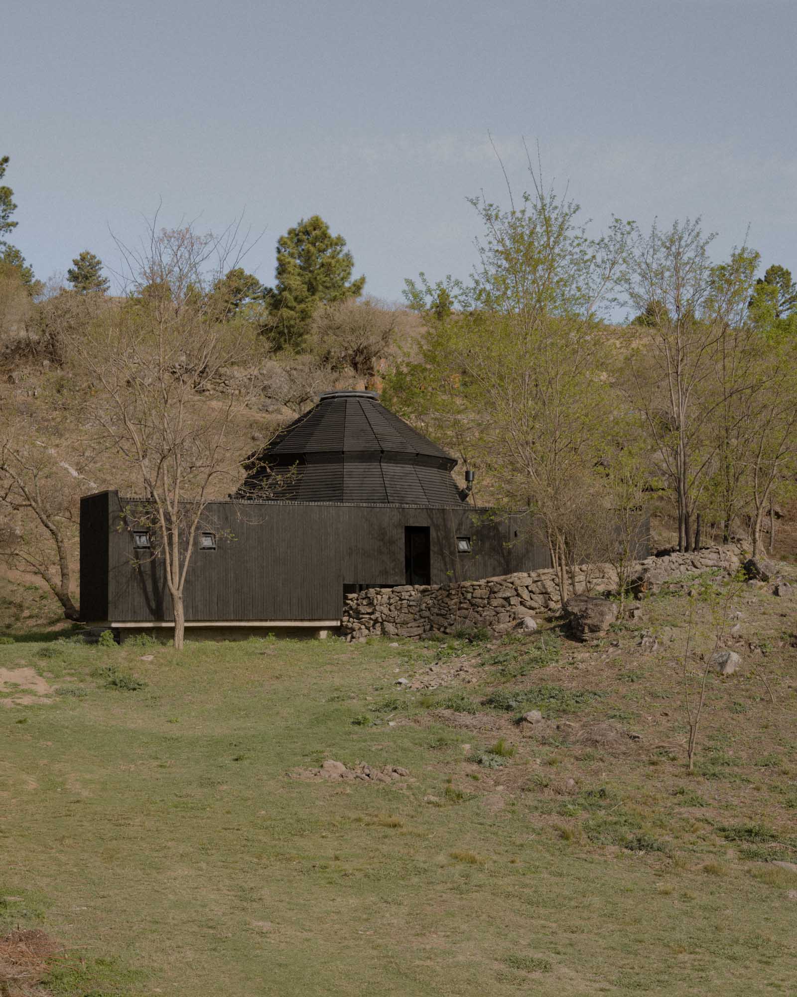 Nicolás Oks,别墅设计,别墅设计案例,阿根廷,极简主义别墅,极简主义,山景别墅