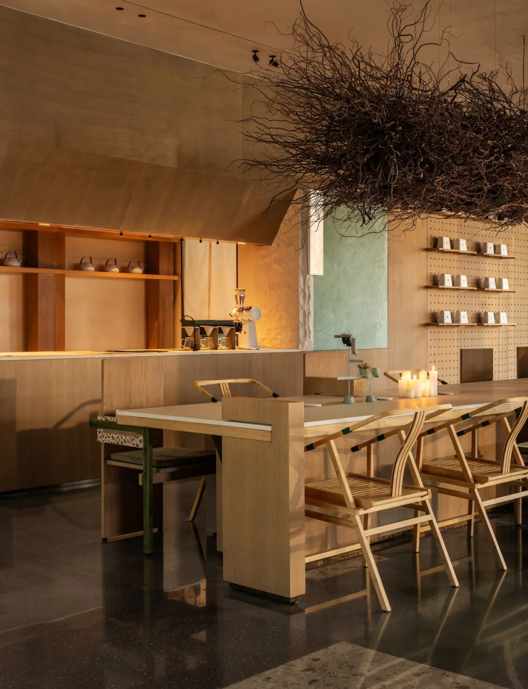 茶饮店设计,旗舰店设计,东方美学茶饮店,茶具零售店设计,茶饮店设计案例,茶饮店设计方案,东方美学主题茶饮店,深圳ZENS T 企鹅岛旗舰店,深圳,哲品茶厅旗舰店,DPD递加设计