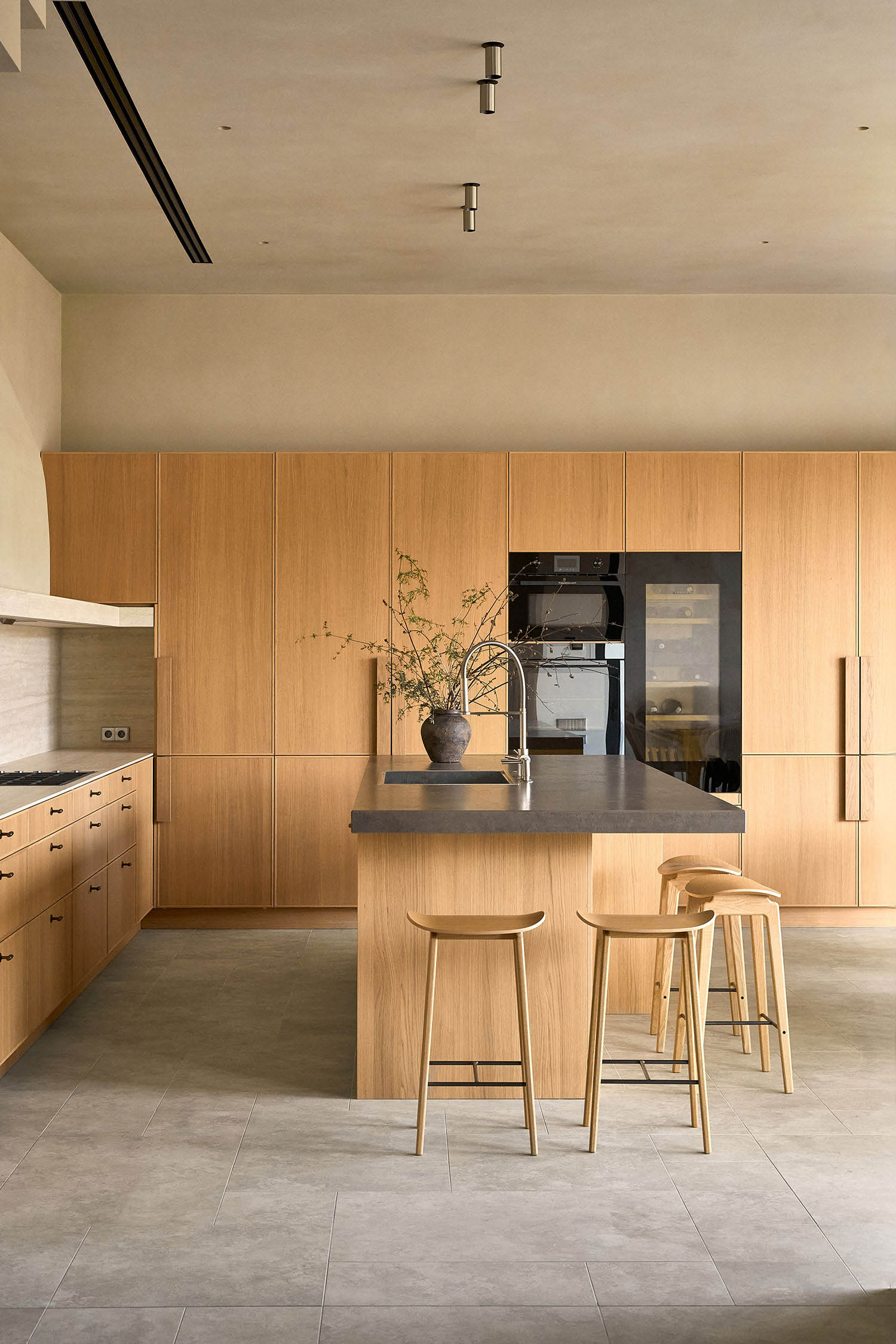 Sivak+Partners Studio,别墅设计,别墅设计案例,乌克兰,极简主义别墅,极简风格,原木色