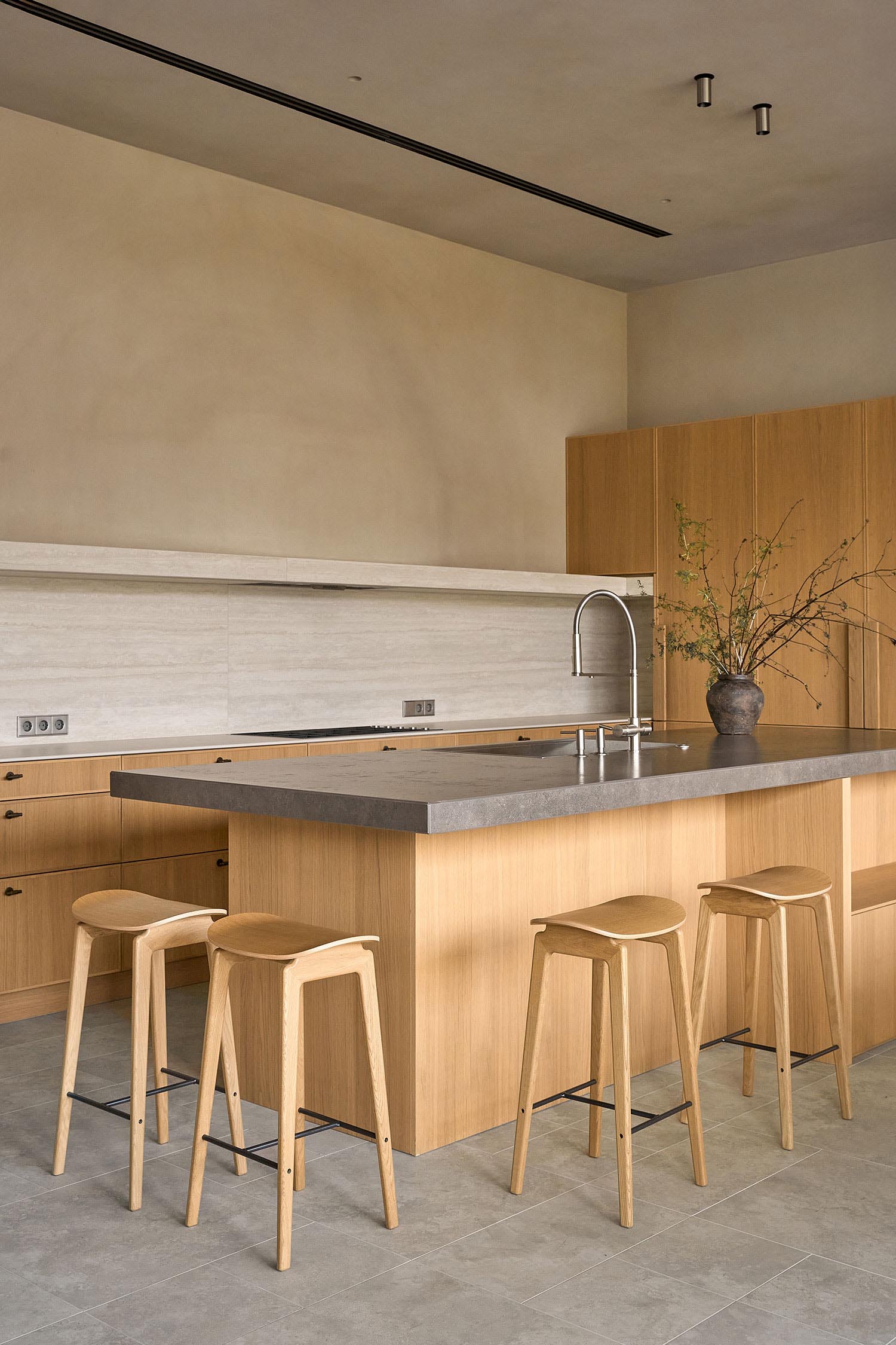 Sivak+Partners Studio,别墅设计,别墅设计案例,乌克兰,极简主义别墅,极简风格,原木色