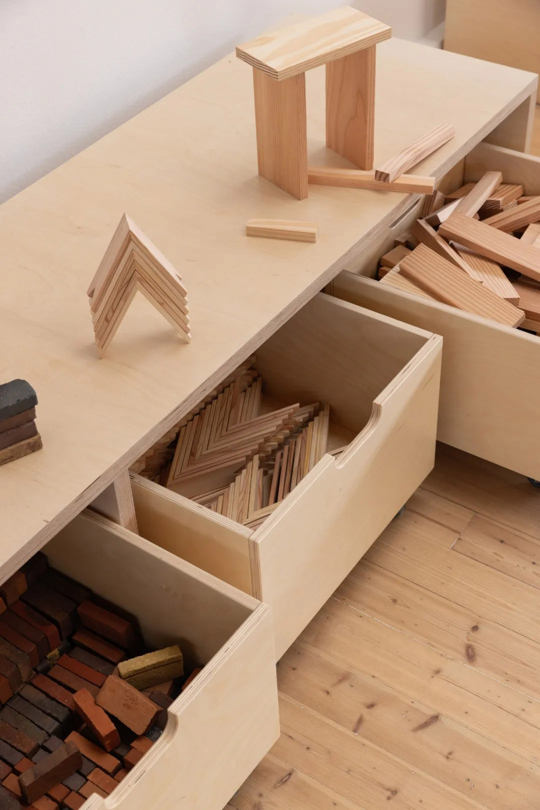 隈研吾建筑都市设计事务所,KKAA,哥本哈根,丹麦,哥本哈根当代艺术中心,艺术装置,艺术装置设计案例,“大地 | 树”（Earth | Tree）装置